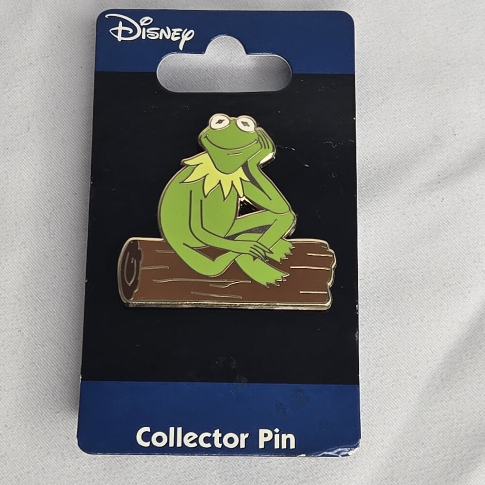 Disney Pin Kermit The Frog on Log Muppets Studio RARE Jerry Leigh 2012 #A1379A